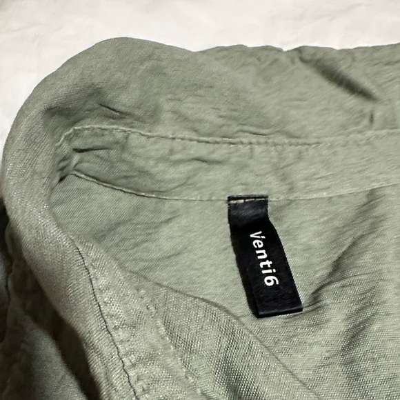 Green Long Sleeve Tee with "SATURDAY" Graphic - Picture 4 of 6